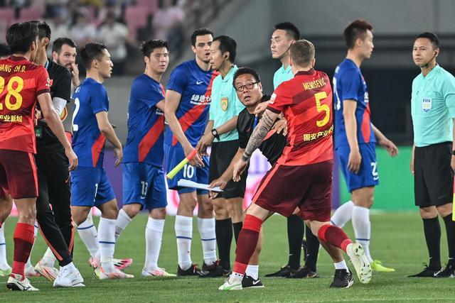 CBA夏联-刘颜诚23+7广州大胜江苏 闫实16分